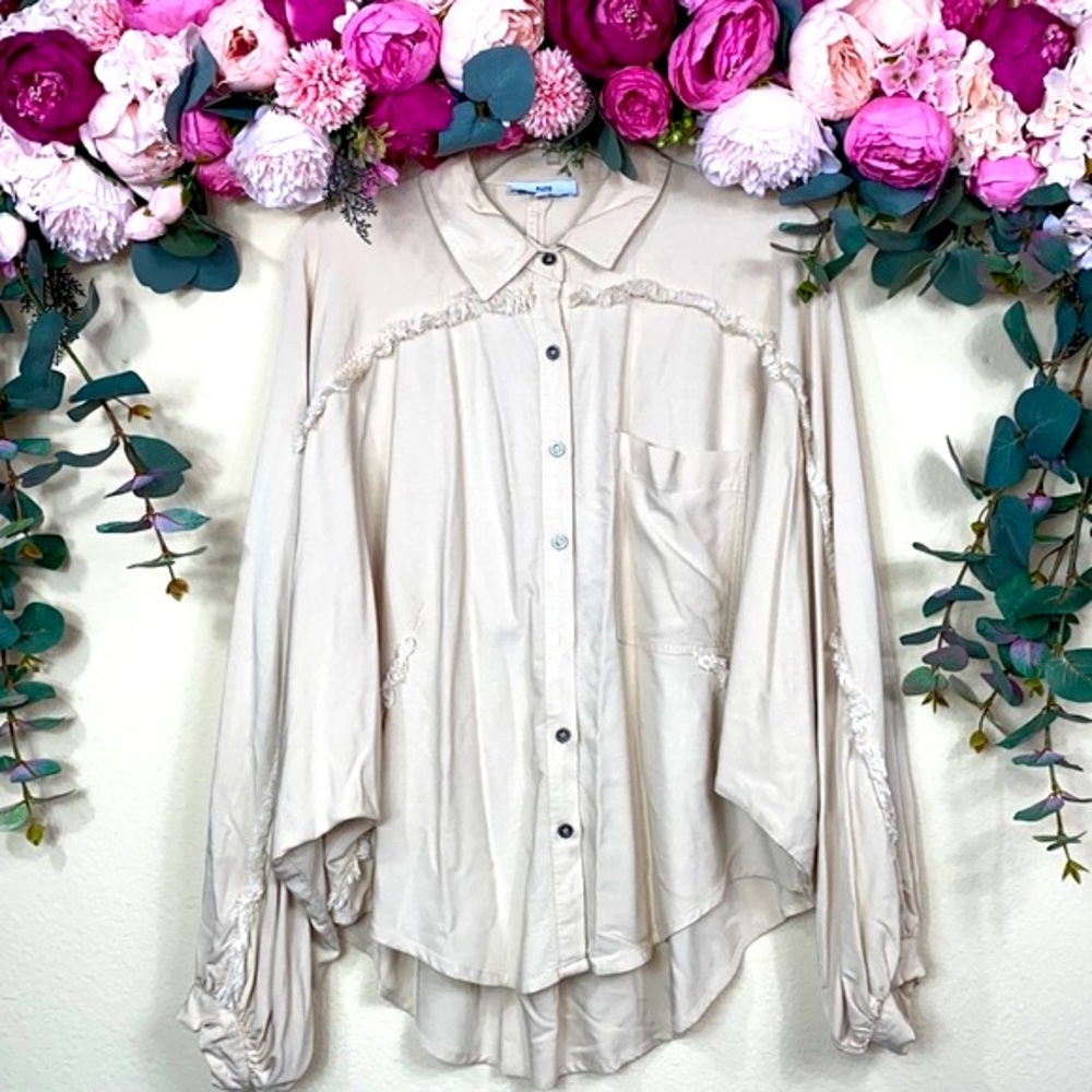 •FATE• Romantic Bohemian {fringe detailed} Nude [button down] |nude| Blouse